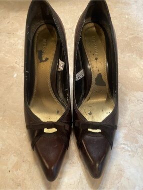 Merona Brown Pointed-Toe Bow Heels